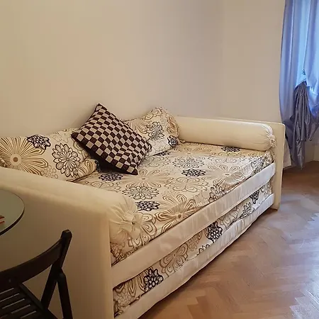 罗马玫瑰度假屋